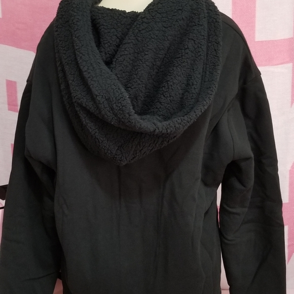 🎄Victoria Secret Tie-Dye Sherpa & Legging set🎄 - Picture 5 of 5